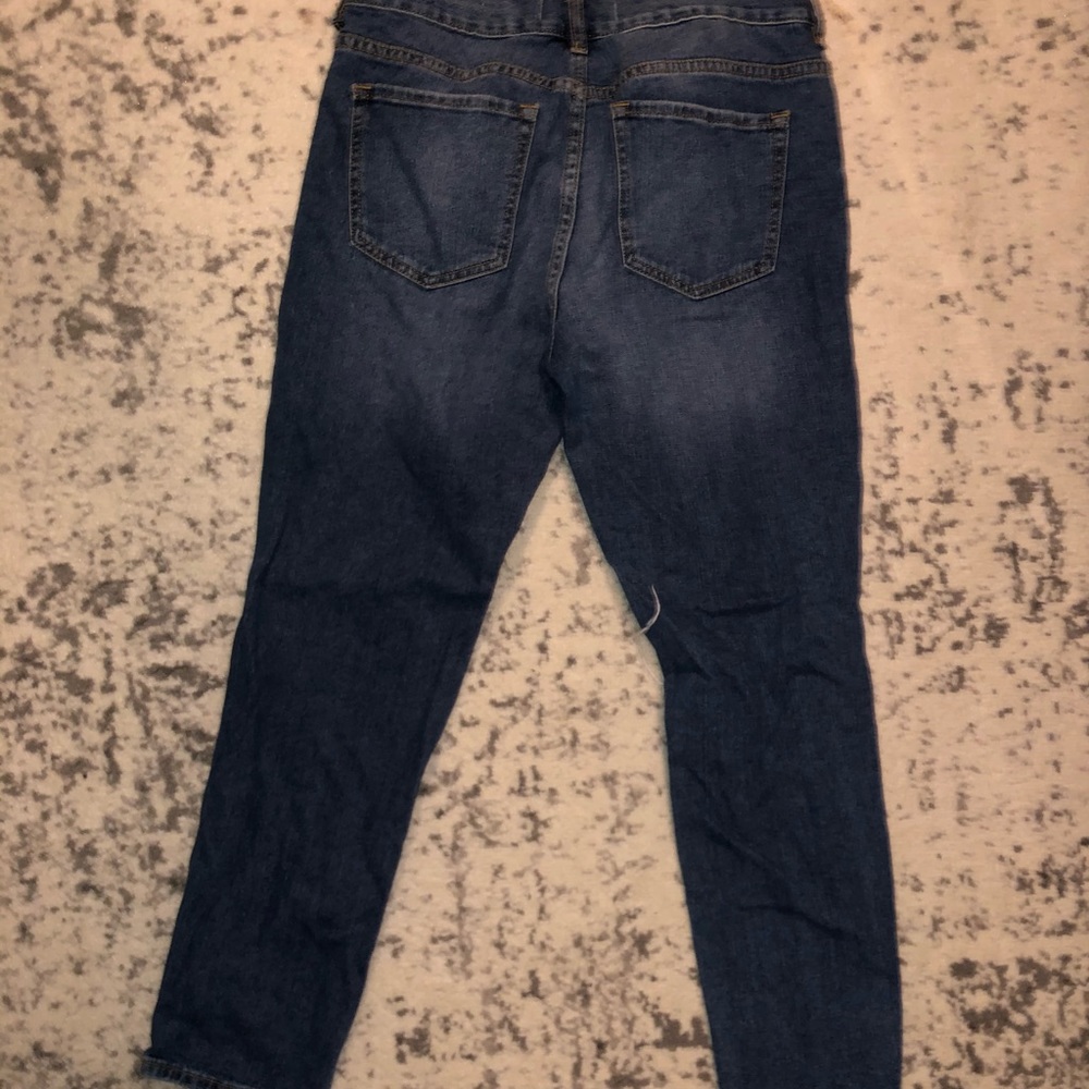 Jeans - Picture 2 of 2